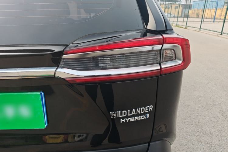 Used Toyota Wildlander 2022 Dual-Engine 2.5L E-CVT Two-Wheel Drive Urban Edition Right Rear Taillight