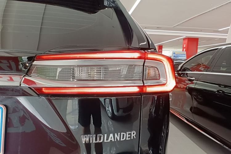 Used Toyota Wildlander 2022 2.0L CVT Two-Wheel Drive Luxury PLUS Edition Right Rear Taillight