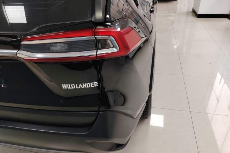 Used Toyota Wildlander 2022 Updated Version 2.0L CVT Two-Wheel Drive Leading Edition Right Rear Taillight