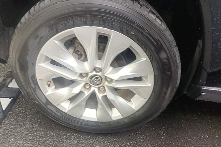 Used Toyota Wildlander 2022 2.0L CVT Two-Wheel Drive Urban Edition Right Rear Wheel Hub