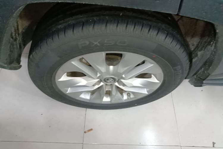 Used Toyota Wildlander 2022 Updated Version 2.0L CVT Two-Wheel Drive Leading Edition Right Rear Wheel Hub