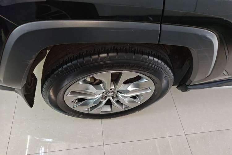 Used Toyota Wildlander 2022 2.0L CVT 4x4 Luxury PLUS Edition Right Rear Wheel Hub