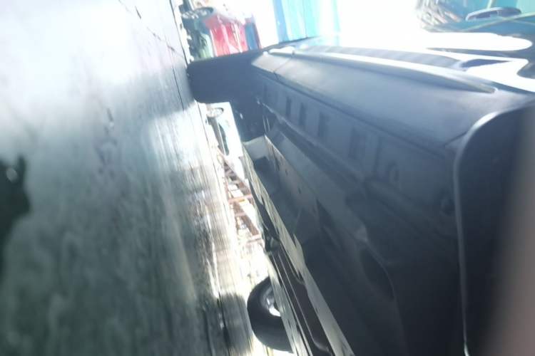 Used Toyota Wildlander 2022 2.0L CVT Two-Wheel Drive Luxury PLUS Edition Right Side Sill