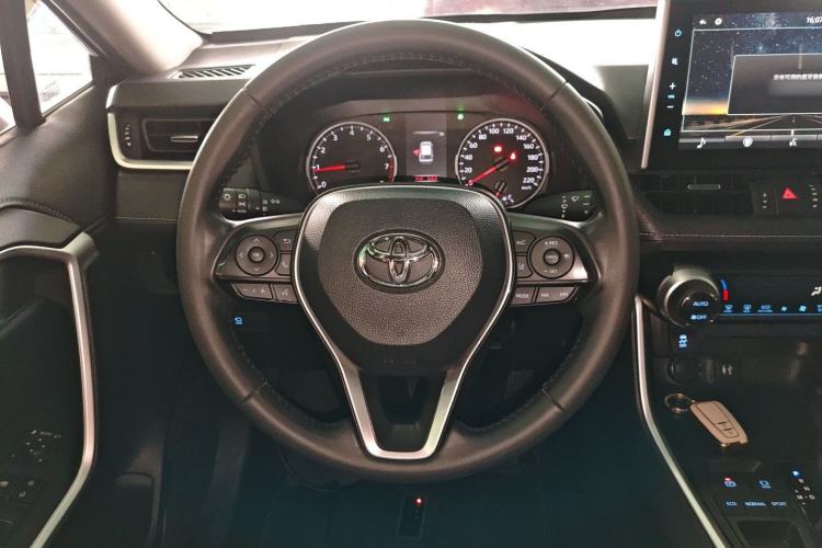 Used Toyota Wildlander 2022 2.0L CVT Two-Wheel Drive Luxury PLUS Edition Steering Wheel