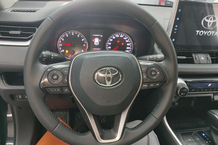 Used Toyota Wildlander 2022 2.0L CVT Two-Wheel Drive Luxury Edition Steering Wheel