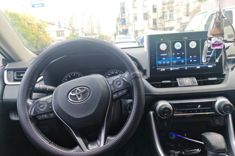 Used Toyota Wildlander 2022 2.0L CVT Two-Wheel Drive Luxury Edition Steering Wheel