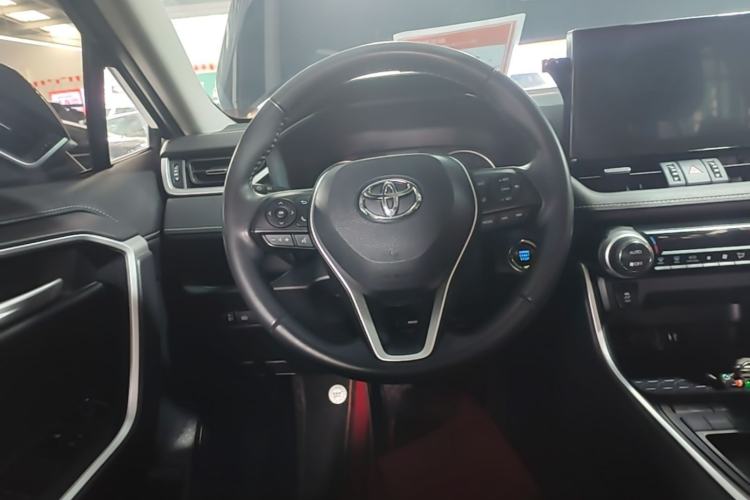Used Toyota Wildlander 2022 2.0L CVT Two-Wheel Drive Luxury PLUS Edition Steering Wheel