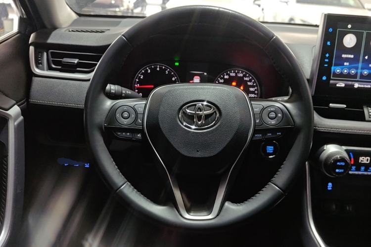 Used Toyota Wildlander 2022 2.0L CVT Two-Wheel Drive Luxury PLUS Edition Steering Wheel