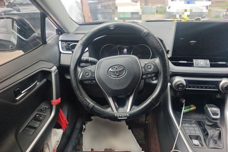 Used Toyota Wildlander 2022 2.0L CVT 4x4 Luxury PLUS Edition Steering Wheel