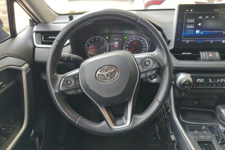 Used Toyota Wildlander 2022 2.0L CVT Two-Wheel Drive Luxury Edition Steering Wheel