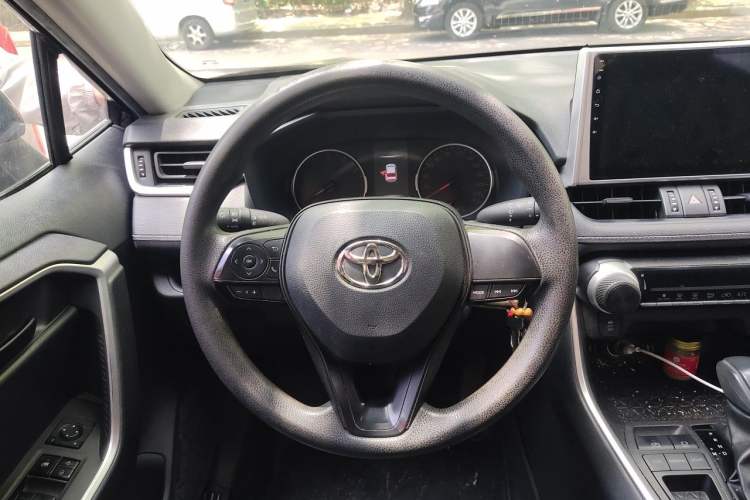 Used Toyota Wildlander 2022 2.0L CVT Two-Wheel Drive Leading Edition Steering Wheel