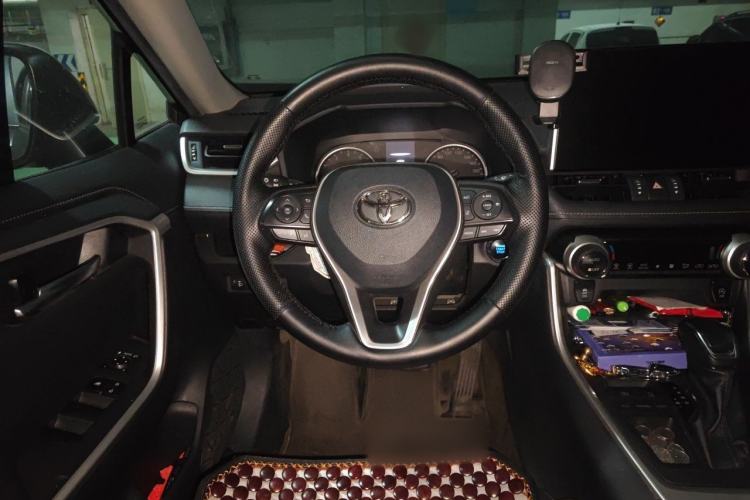 Used Toyota Wildlander 2022 2.0L CVT Two-Wheel Drive Luxury PLUS Edition Steering Wheel