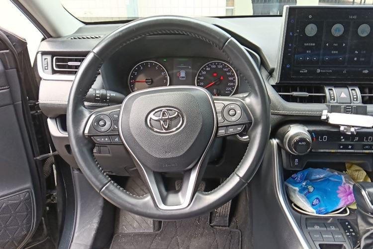 Used Toyota Wildlander 2022 2.0L CVT Two-Wheel Drive Luxury PLUS Edition Steering Wheel