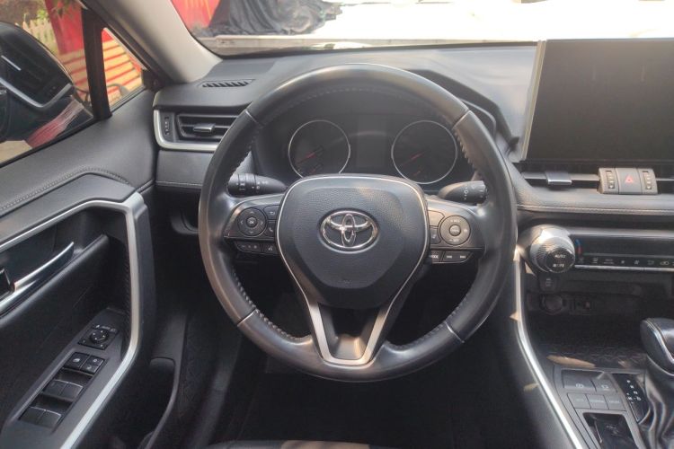 Used Toyota Wildlander 2022 2.0L CVT Two-Wheel Drive Luxury PLUS Edition Steering Wheel