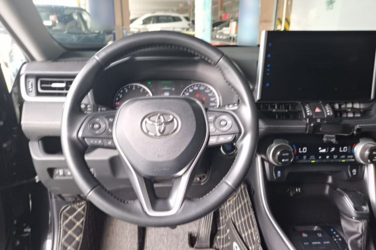 Used Toyota Wildlander 2022 2.0L CVT Two-Wheel Drive Luxury PLUS Edition Steering Wheel