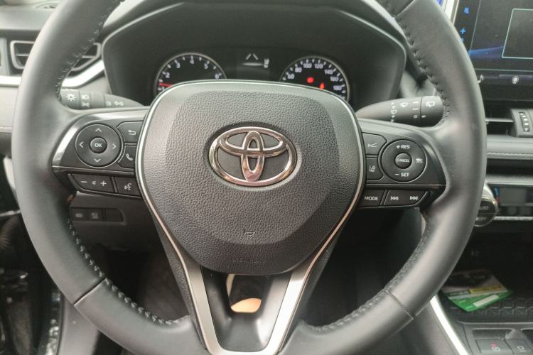 Used Toyota Wildlander 2022 2.0L CVT Two-Wheel Drive Luxury PLUS Edition Steering Wheel