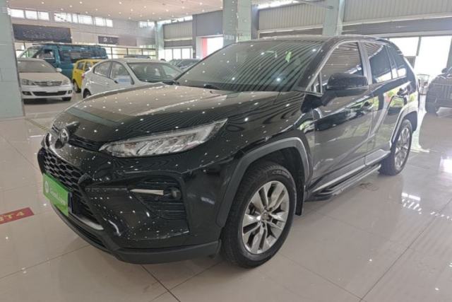 Używany Toyota Wildlander 2022 2.0L CVT 4x4 Luxury PLUS Edition