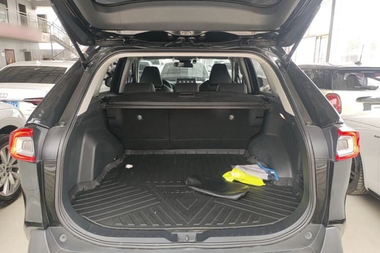 Used Toyota Wildlander 2022 2.0L CVT Two-Wheel Drive Luxury Edition Trunk