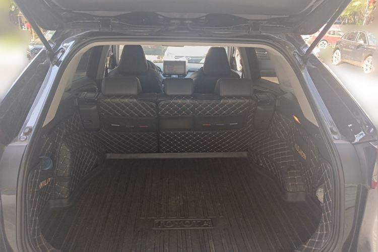 Used Toyota Wildlander 2022 2.0L CVT Two-Wheel Drive Luxury PLUS Edition Trunk