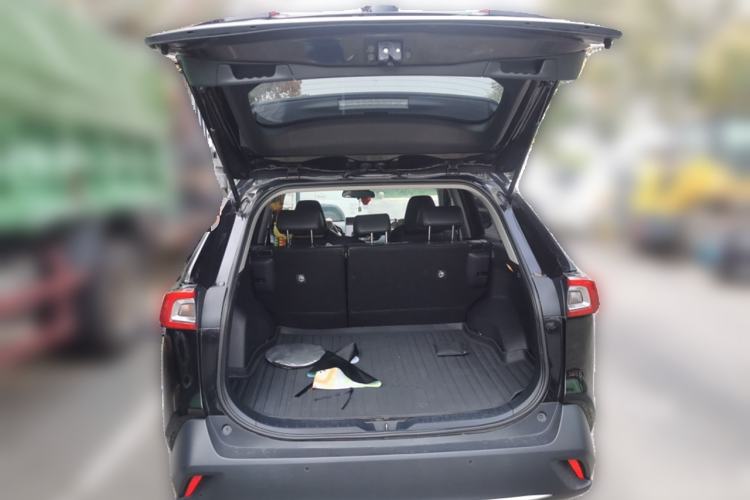 Used Toyota Wildlander 2022 2.0L CVT Two-Wheel Drive Luxury Edition Trunk
