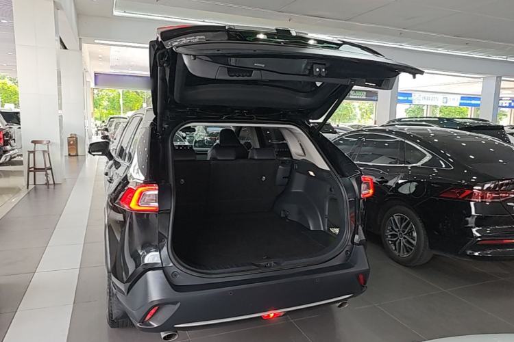 Used Toyota Wildlander 2022 Dual-Engine 2.5L E-CVT Four-Wheel Drive Luxury Edition Trunk