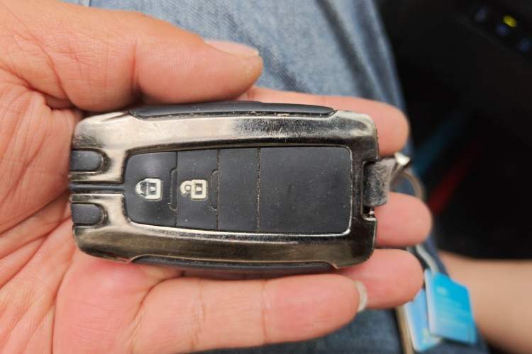 Used Toyota Wildlander 2022 2.0L CVT Two-Wheel Drive Knight Edition Vehicle Key