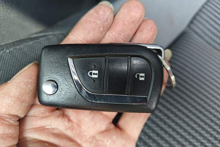 Used Toyota Wildlander 2022 Updated Version 2.0L CVT Two-Wheel Drive Leading Edition Vehicle Key