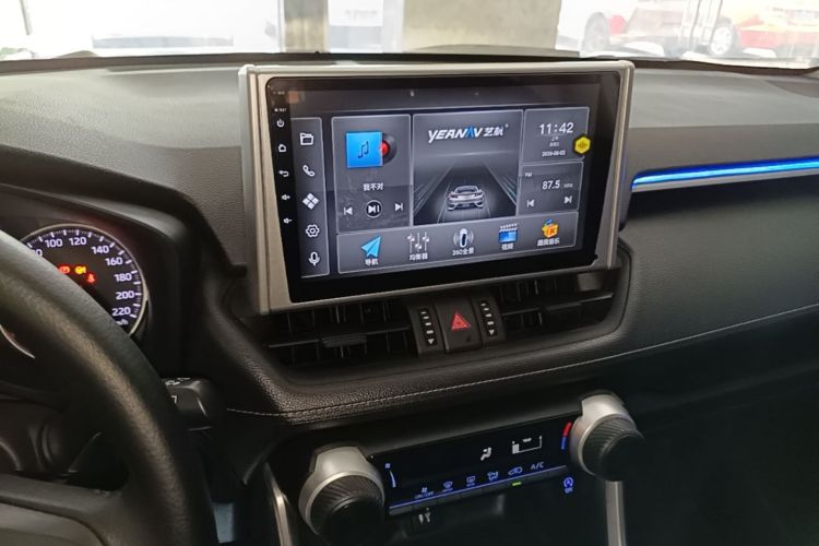 Used Toyota Wildlander 2022 2.0L CVT Two-Wheel Drive Leading Edition Audio And AC Panel