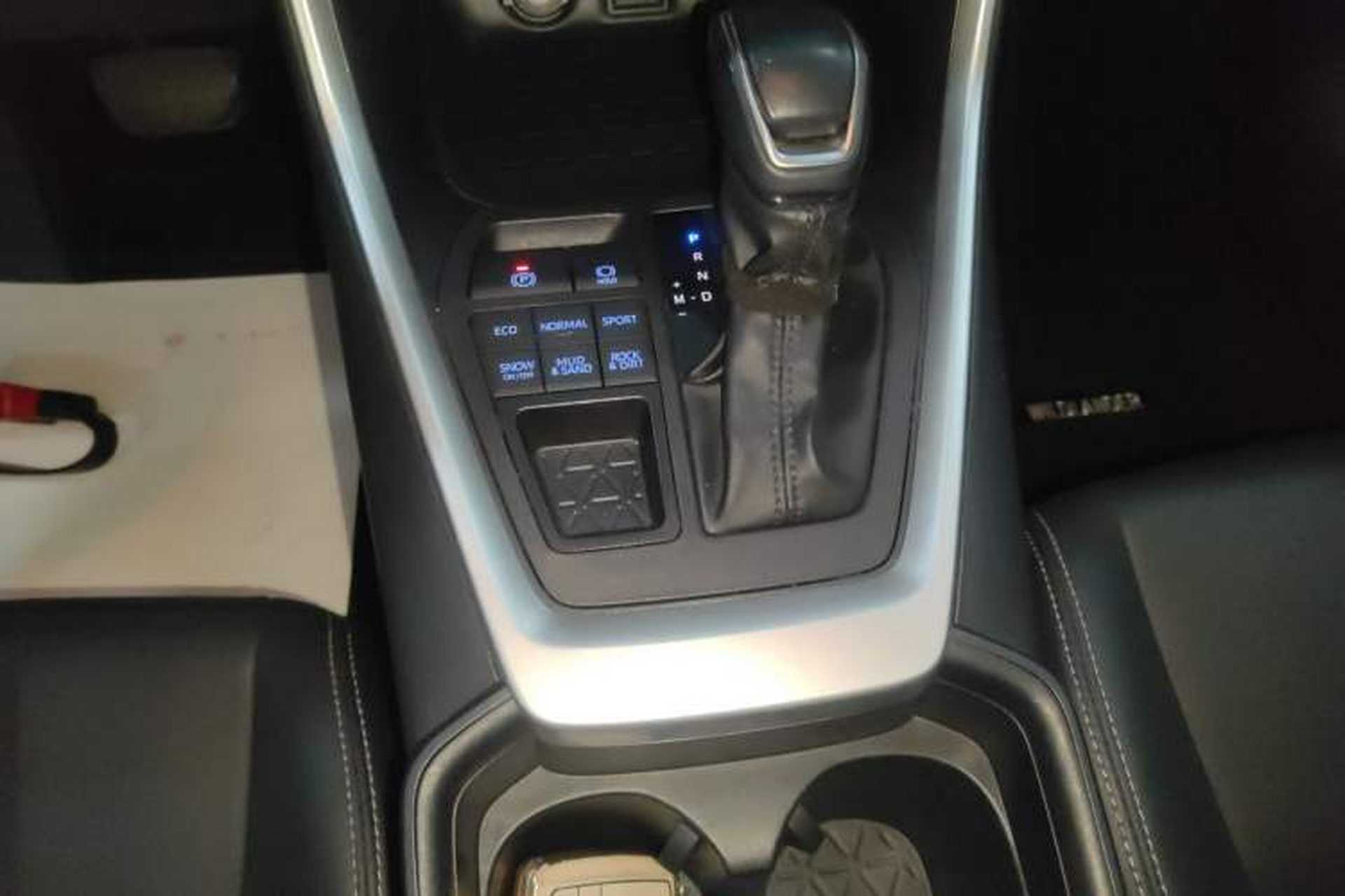 Used Toyota Wildlander 2022 2.0L CVT Four-Wheel Drive Luxury Edition Gear Lever