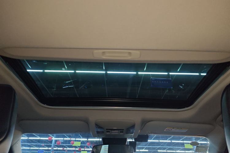 Used Toyota Wildlander 2022 Dual-Motor 2.5L E-CVT 4x4 Luxury PLUS Edition Headliner