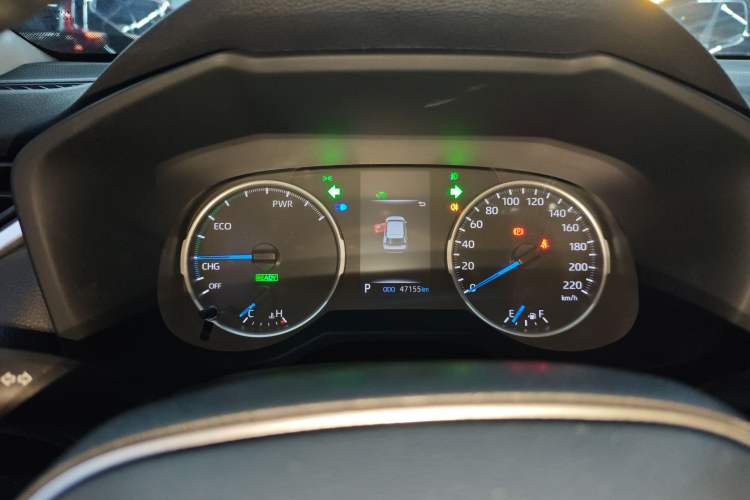 Used Toyota Wildlander 2022 Dual-Motor 2.5L E-CVT 4x4 Luxury PLUS Edition Instrument Cluster