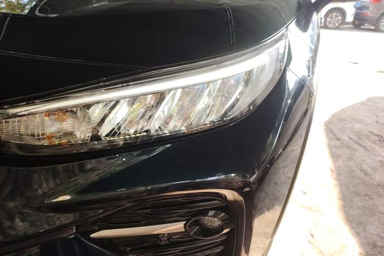 Used Toyota Wildlander 2022 2.0L CVT Two-Wheel Drive Luxury PLUS Edition Left Front Headlight