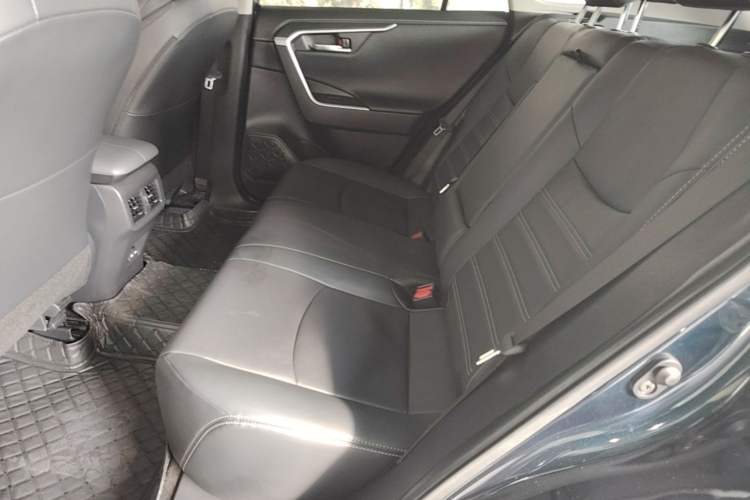 Used Toyota Wildlander 2022 2.0L CVT Two-Wheel Drive Luxury PLUS Edition Left Rear Seat