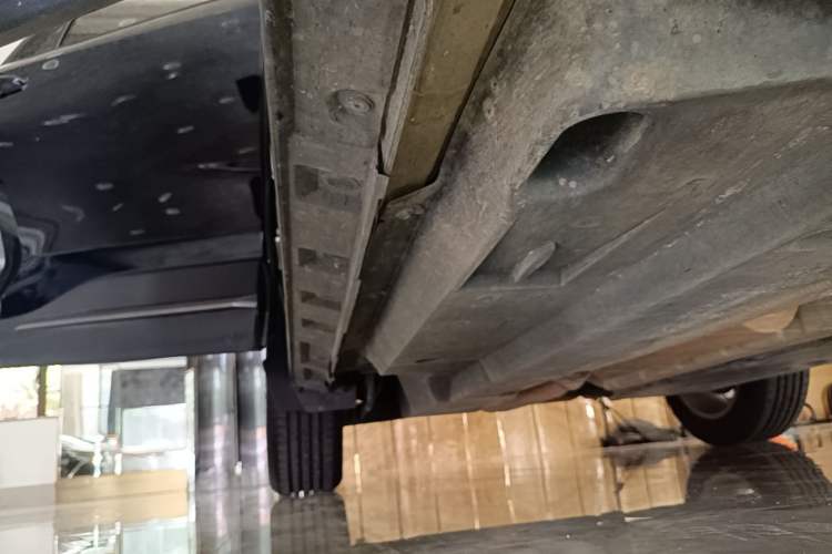 Used Toyota Wildlander 2022 2.0L CVT Two-Wheel Drive Leading Edition Right Side Sill