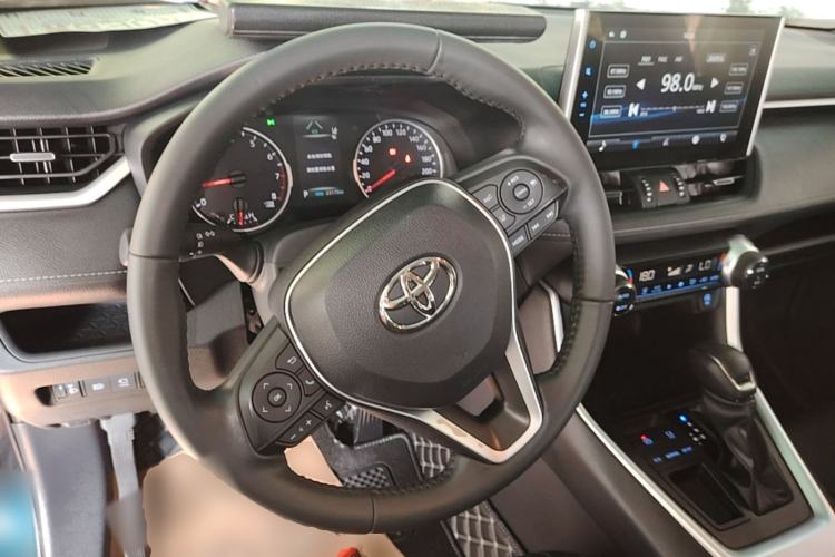 Used Toyota Wildlander 2022 2.0L CVT Two-Wheel Drive Luxury PLUS Edition Steering Wheel