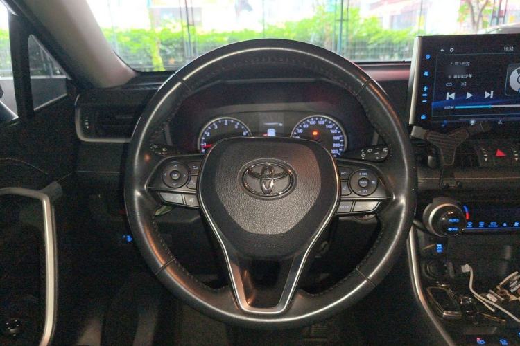 Used Toyota Wildlander 2022 2.0L CVT Two-Wheel Drive Luxury Edition Steering Wheel