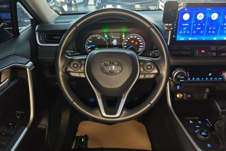 Used Toyota Wildlander 2022 Dual-Motor 2.5L E-CVT 4x4 Luxury PLUS Edition Steering Wheel