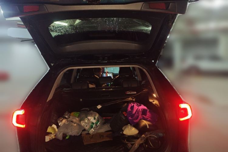 Used Toyota Wildlander 2022 Dual-Engine 2.5L E-CVT Two-Wheel Drive Prestige Edition Trunk