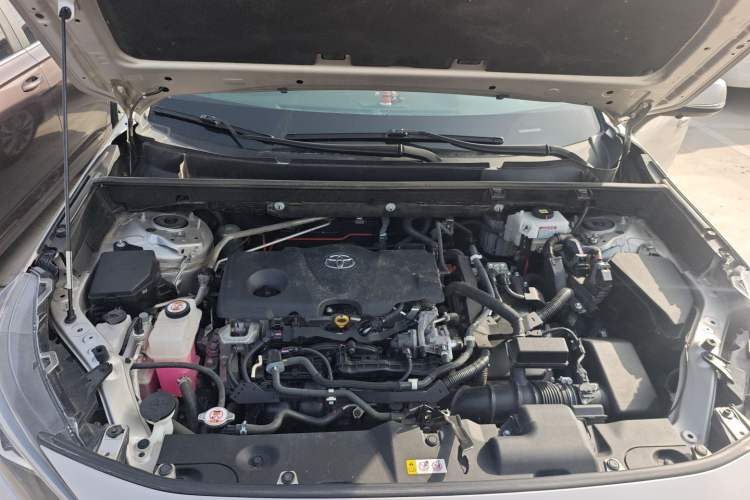 Used Toyota Wildlander 2022 Dual-Engine 2.5L E-CVT Two-Wheel Drive Luxury Edition Engine Bay