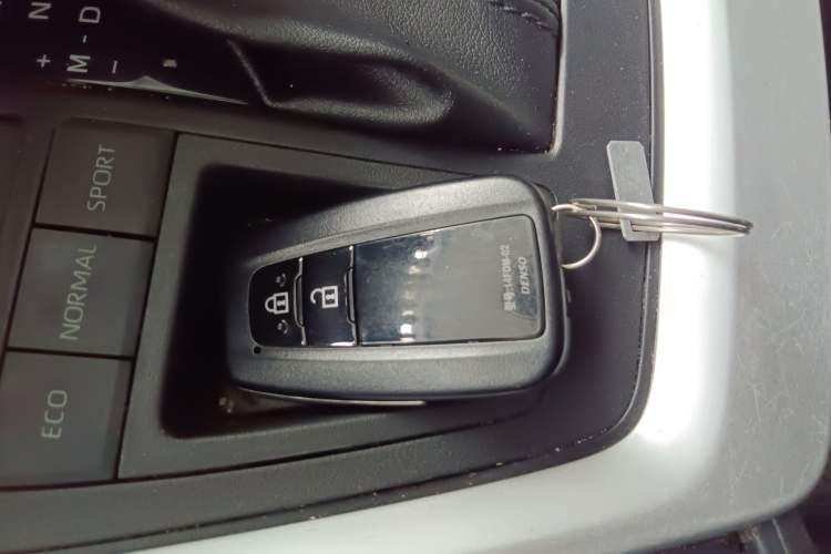 Used Toyota Wildlander 2022 2.0L CVT Two-Wheel Drive Luxury PLUS Edition Interior 1