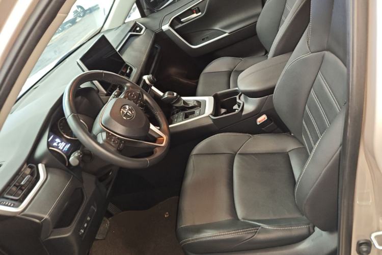 Used Toyota Wildlander 2022 Dual-Engine 2.5L E-CVT Two-Wheel Drive Luxury PLUS Edition Left Front Seat