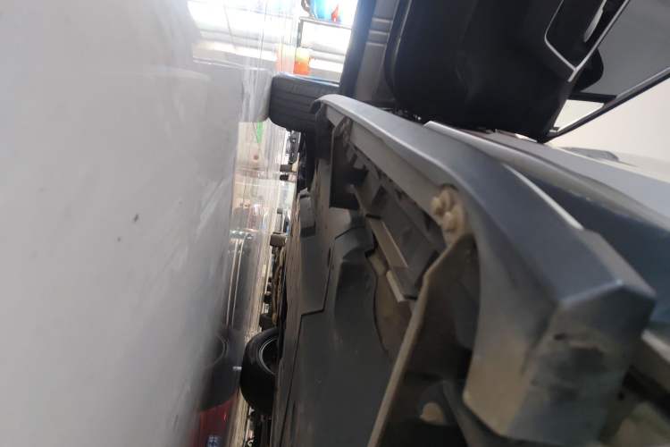 Used Toyota Wildlander 2022 2.0L CVT Two-Wheel Drive Luxury PLUS Edition Left Side Sill