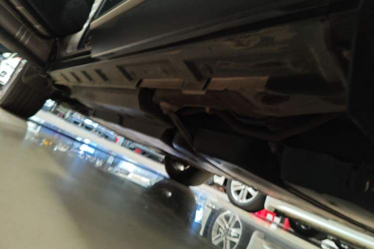 Used Toyota Wildlander 2022 Dual-Engine 2.5L E-CVT Two-Wheel Drive Luxury PLUS Edition Left Side Sill