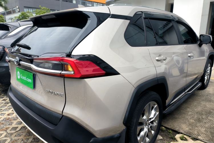 Used Toyota Wildlander 2022 2.0L CVT Two-Wheel Drive Luxury PLUS Edition Rear Right 45 Deg
