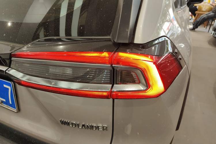 Used Toyota Wildlander 2022 2.0L CVT Two-Wheel Drive Leading Edition Right Rear Taillight