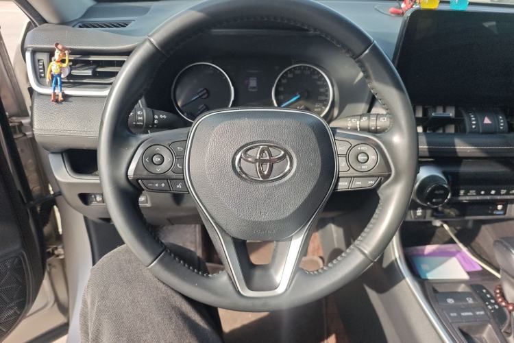 Used Toyota Wildlander 2022 Dual-Engine 2.5L E-CVT Two-Wheel Drive Luxury Edition Steering Wheel