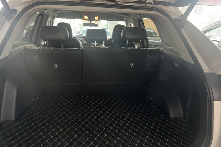 Used Toyota Wildlander 2022 Updated Version 2.0L CVT Two-Wheel Drive Leading Edition Trunk
