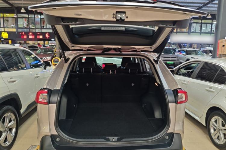 Used Toyota Wildlander 2022 Dual-Engine 2.5L E-CVT Two-Wheel Drive Luxury PLUS Edition Trunk