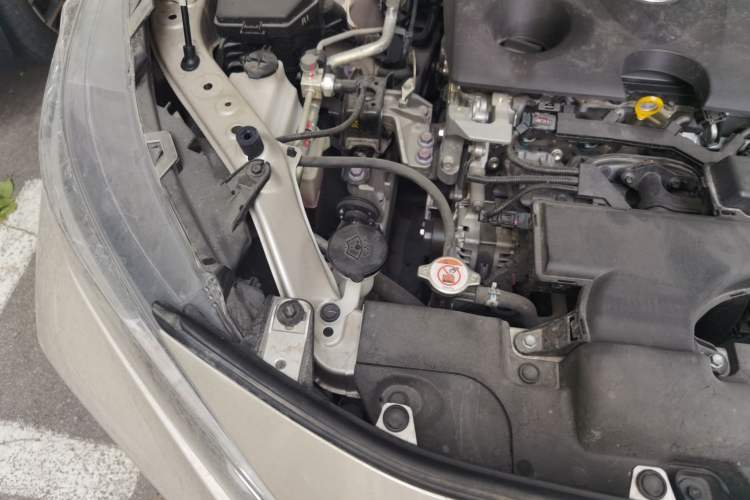Used Toyota Wildlander 2022 2.0L CVT Two-Wheel Drive Prestige Edition Engine Bay Right