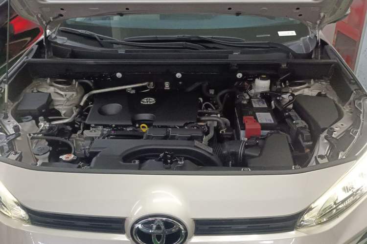 Used Toyota Wildlander 2022 2.0L CVT Two-Wheel Drive Luxury PLUS Edition Engine Bay